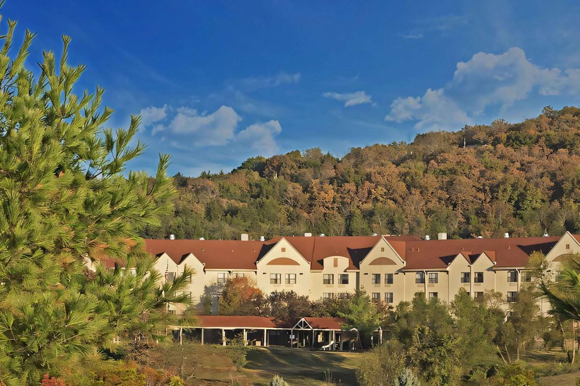 Branson Hillside Hotel מראה חיצוני תמונה